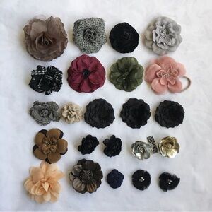 Bundle of 23 Fabric flower Brooch / Hair Clip